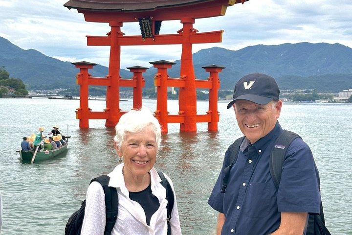 Miyajima halvdags tilpasset tur med licenseret lokal Vejleder