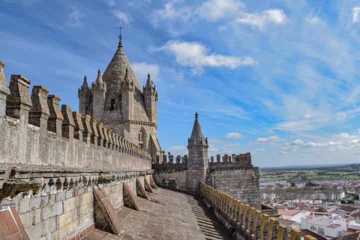Walking tours by Evora UNESCO World Heritage Site