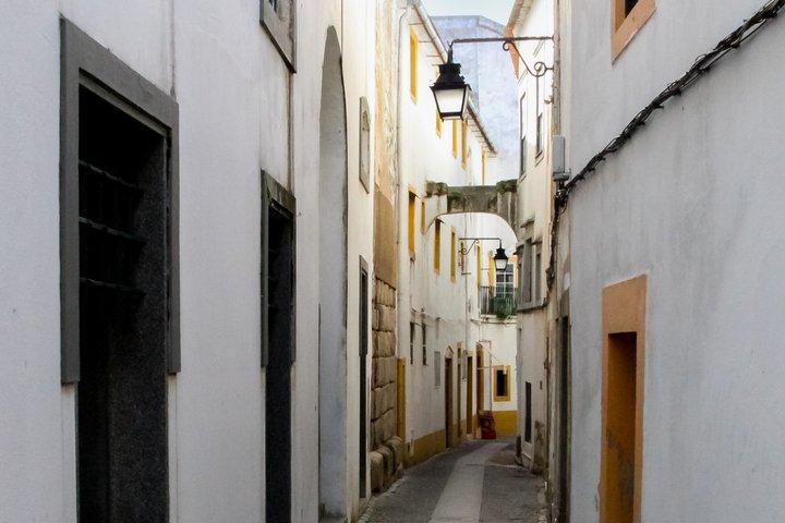 Walking tours by Evora UNESCO World Heritage Site