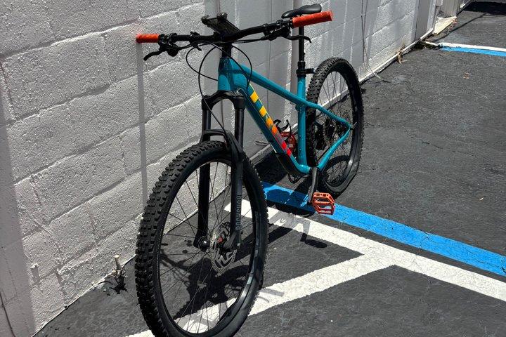 Standard- und Mountainbikeverleih