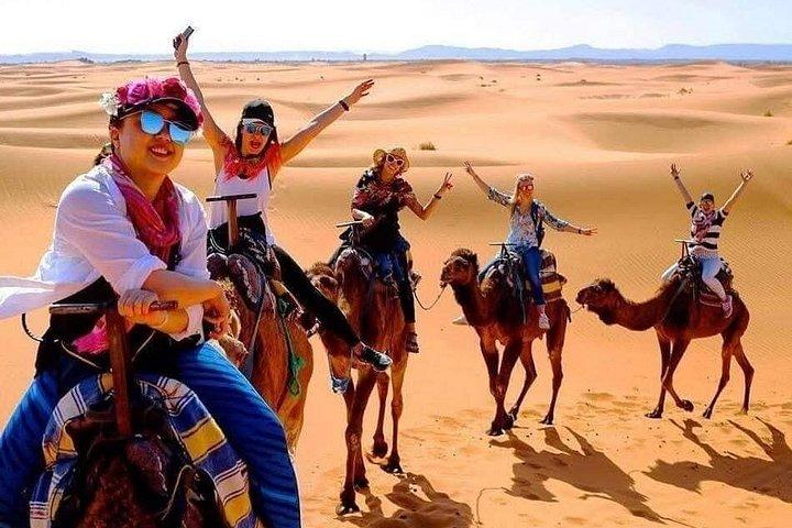 マラケシュ発メルズーガ砂漠への3日間の小旅行