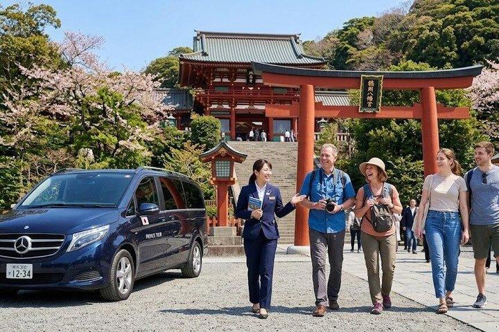 Ganztägige Kamakura-Tour mit lizenziertem Führer und Fahrzeug