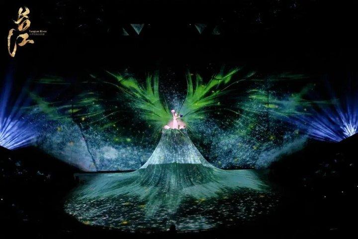 Anmeldelse af The Grand Illusion Immersive Acrobatic Spectacle