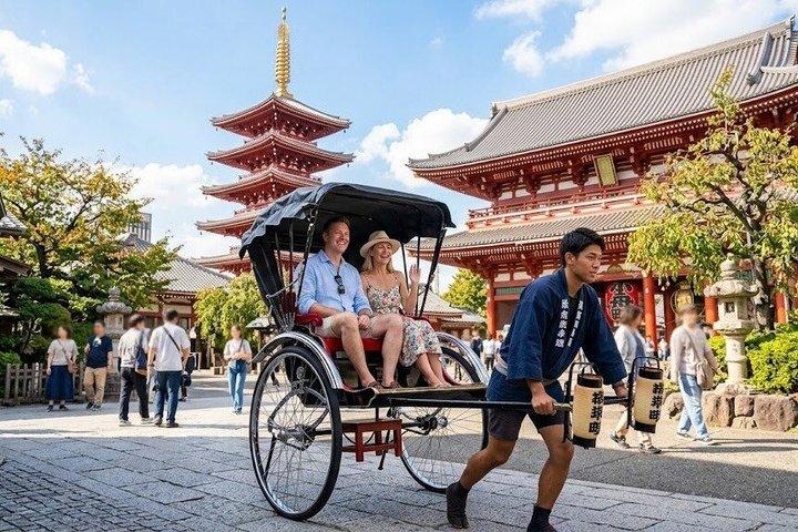 Tokyo Customized Tour & Rickshaw with Licensed Guide