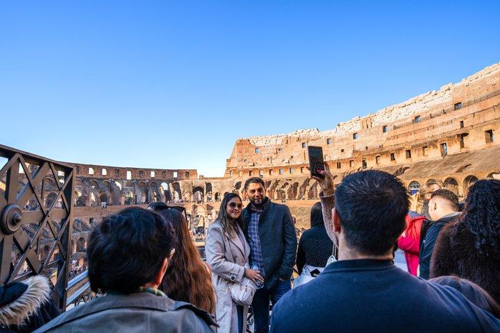 Visite express en petit groupe du Colosseum Arena