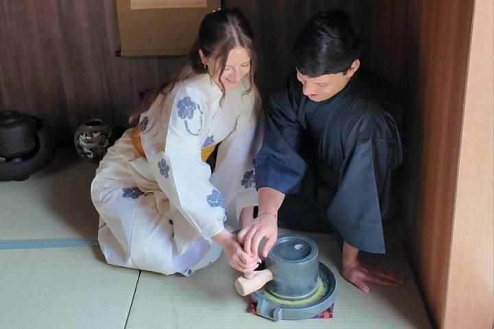 京都：完全プライベート茶道、書道、着物体験