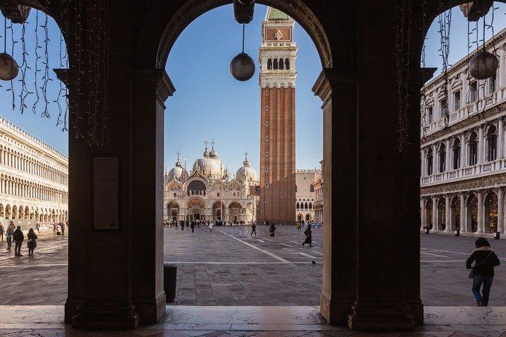 Venice Bell Tower Priority Ticket & History Gallery Experiência