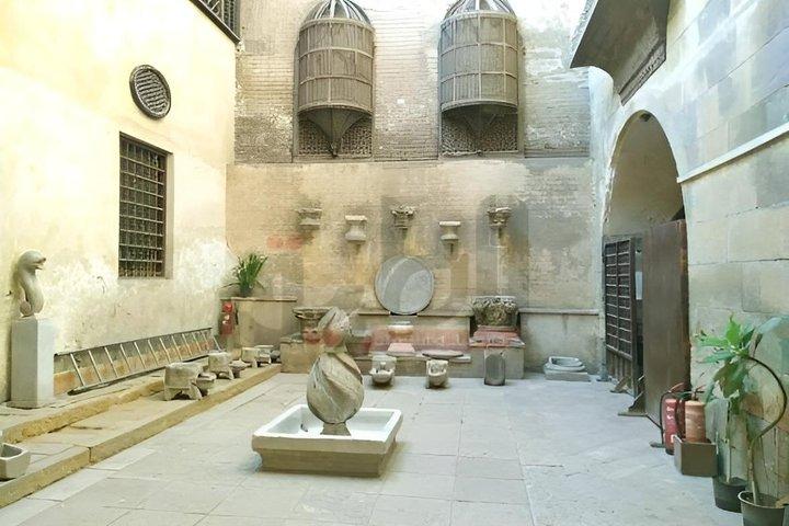 イスラムカイロの失われた宝石スルタンハッサン・イブン・トゥールーン、エル・モエズ