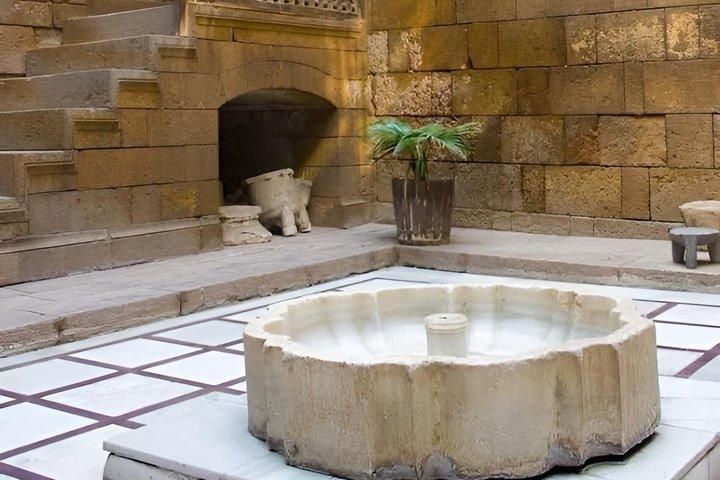 イスラムカイロの失われた宝石スルタンハッサン・イブン・トゥールーン、エル・モエズ