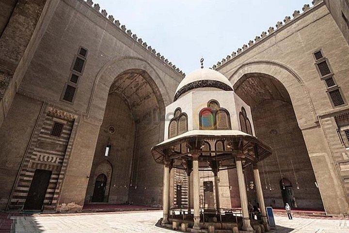 イスラムカイロの失われた宝石スルタンハッサン・イブン・トゥールーン、エル・モエズ