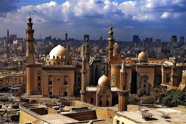 イスラムカイロの失われた宝石スルタンハッサン・イブン・トゥールーン、エル・モエズ