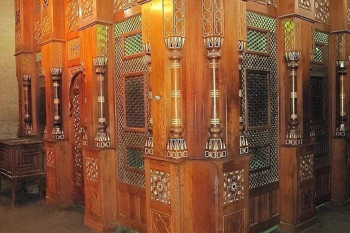 イスラムカイロの失われた宝石スルタンハッサン・イブン・トゥールーン、エル・モエズ