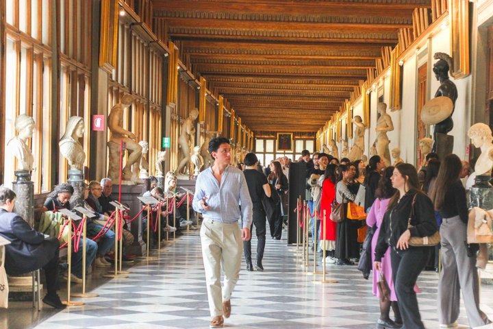 Uffizi Gallery Fast Track Audio Guide or Small Group options