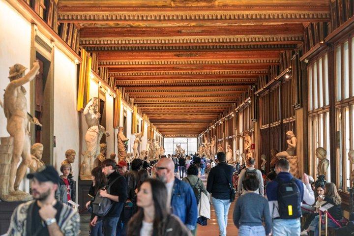 Uffizi Gallery Fast Track Audio Guide or Small Group options