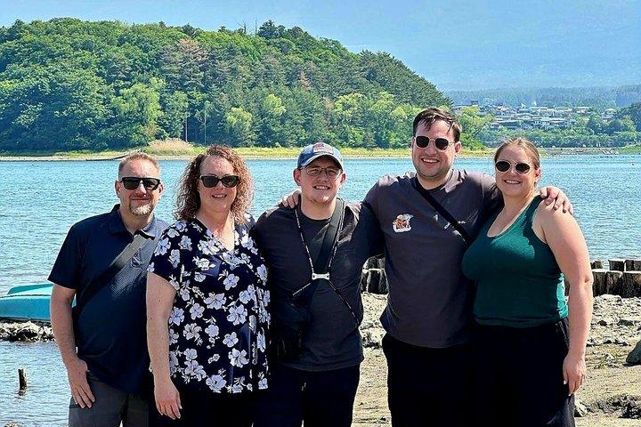 Tour personalizzabile del Monte Fuji e Hakone per 9 persone