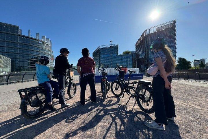 ストラスブールEバイクレンタル、セルフガイド付きオーディオツアー