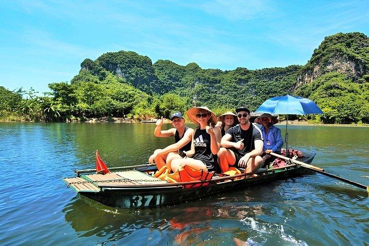 2026年～2027年のハノイから終日の贅沢なニンビンハイライト