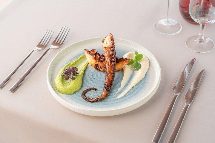 Bateaux Mouches® パリのセーヌ川ディナークルーズ