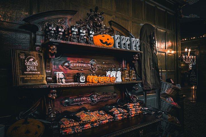 #1 Ghost Tour in the Midwest : Candlelight Trolley Tour