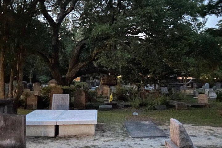O original Ghostwalk de Charleston