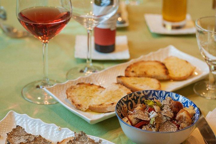 Truffle Hunt & Tasting – Tuscany's Truffle Capital