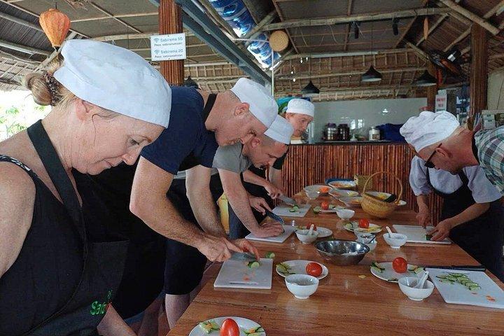 トラ・ケ野菜村体験と料理クラス4料理