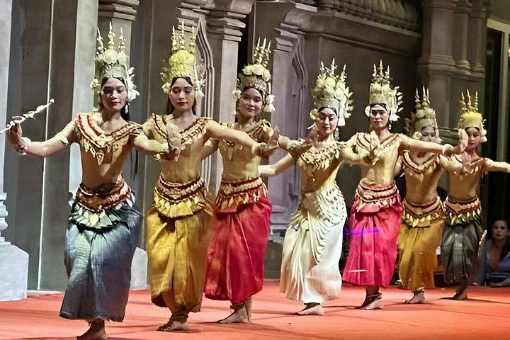 Luxury Apsara Dinner & Khmer Traditional Dance Show