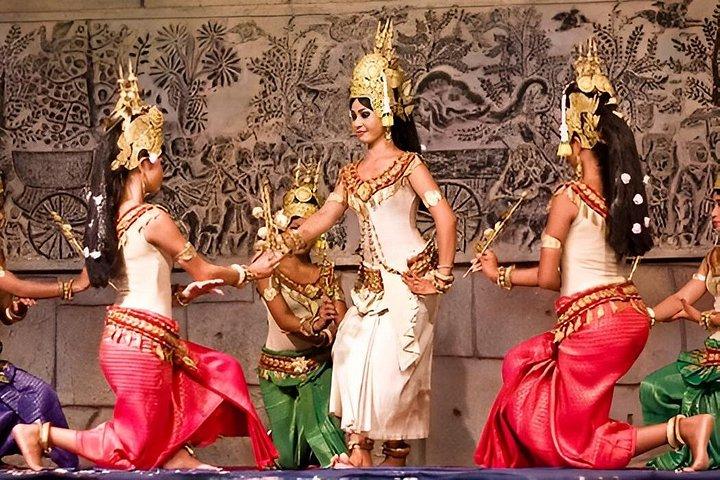 Luxury Apsara Dinner & Khmer Traditional Dance Show