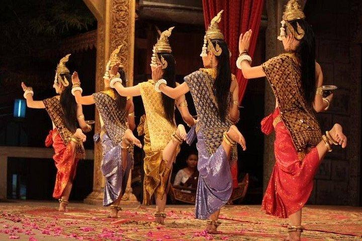 Luxury Apsara Dinner & Khmer Traditional Dance Show