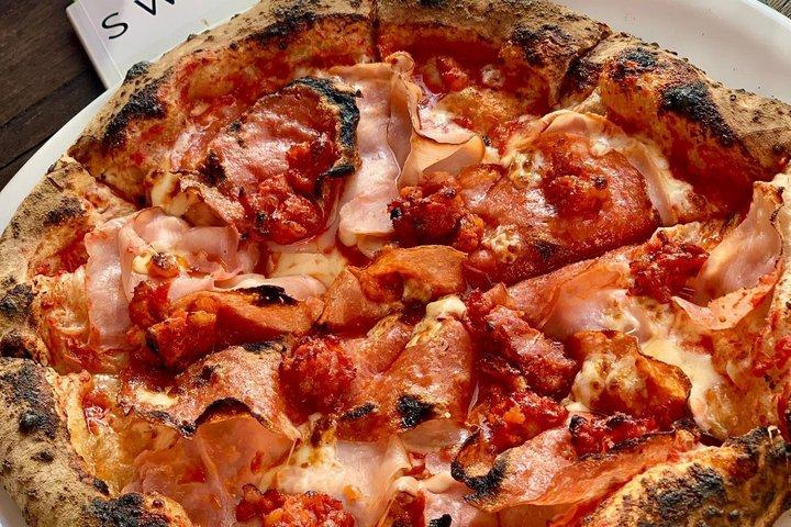 パースから出発してスワン・バレーの最高の食べ物とワインを楽しむ日帰りツアー