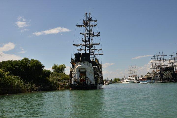 Manavgat River Cruise oder Dolphin Island mit Mittagessen