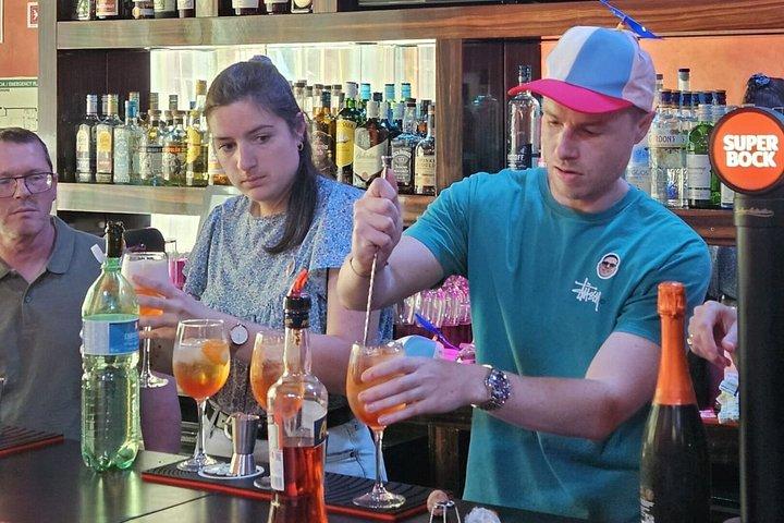 ポルトでのカクテル&ミクソロジーワークショップ:祝祭ムード満点のマスタークラス