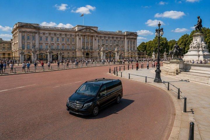 London: Luxury Chauffeured Minivan — Private Full-Day Hire