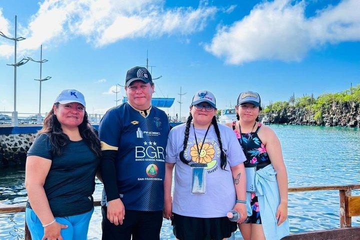 "Galapagos Discovery Premium – Bugttur - 4 dage / 3 nætter"