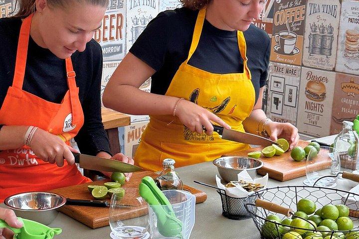 リマ：料理教室、ル・コルドン・ブルーのシェフ、トゥクトゥク、パーティー