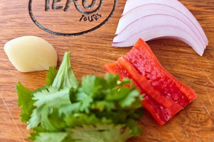リマ：料理教室、ル・コルドン・ブルーのシェフ、トゥクトゥク、パーティー