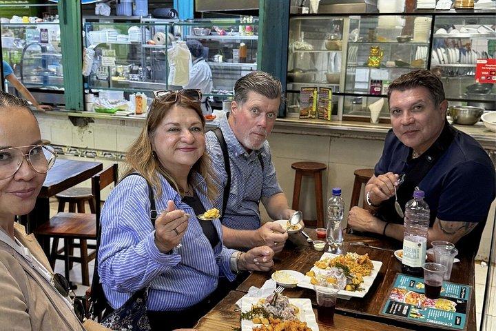 地元市場ツアー：本格的な料理、トゥクトゥク、そして自宅でのピスコ