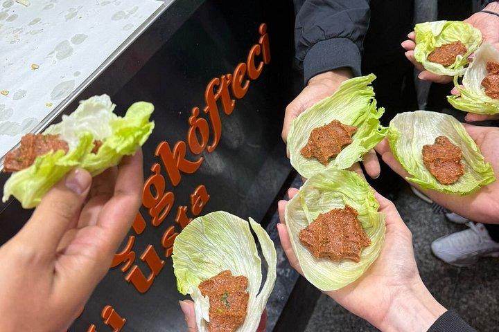 Taste of Istanbul: Traditional Turkish Food & Rooftop Experience