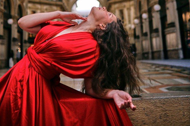 ミラノフライングドレス撮影