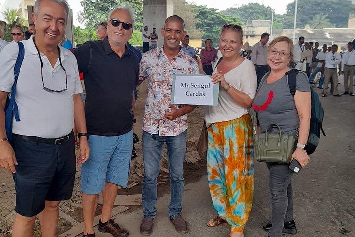 10 - Day Ultimate Sri Lanka Tour : シギリヤ、キャンディ、エラ、ゴール