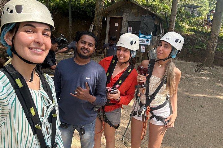 10 - Day Ultimate Sri Lanka Tour : シギリヤ、キャンディ、エラ、ゴール