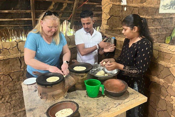 10 - Day Ultimate Sri Lanka Tour : シギリヤ、キャンディ、エラ、ゴール