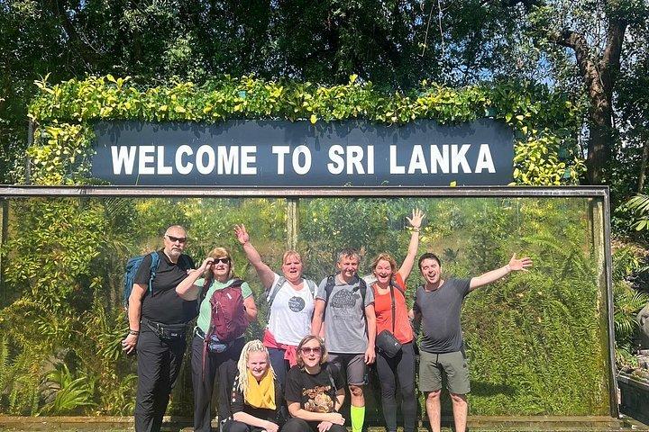 10 - Day Ultimate Sri Lanka Tour : シギリヤ、キャンディ、エラ、ゴール