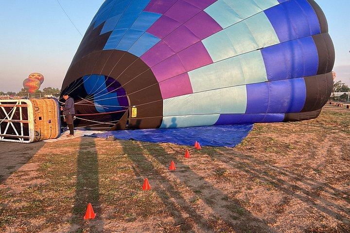 Balloon Flight + Natural Cave Breakfast + Pyramids + Pickup