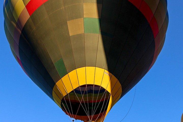 Balloon Flight + Natural Cave Breakfast + Pyramids + Pickup