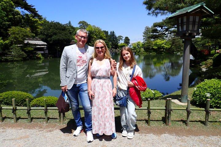 金沢カスタマイズカーツアー：英語ドライバー、ガイドなし