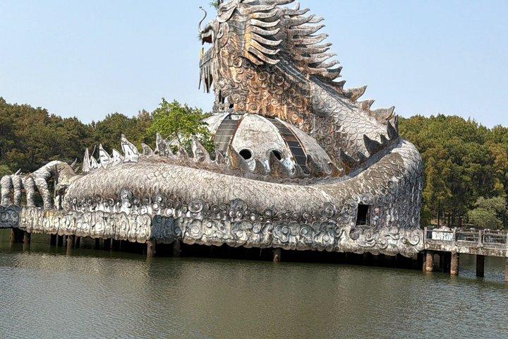 フエインペリアルシティと王立墳墓観光ツアー（ハイヴァンパス付き）