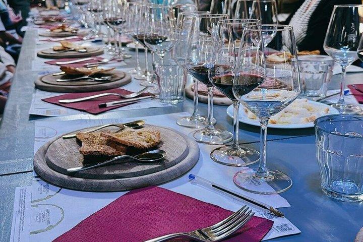 Versteckte Schlösser & Chianti Weinerlebnis – Kleine Gruppe