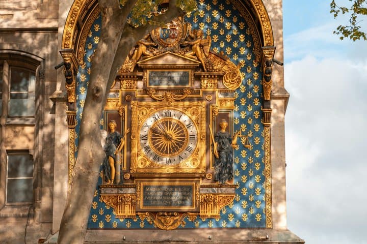 How Paris Became Paris: Notre-Dame to the Louvre
