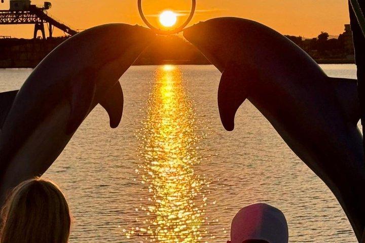 Excursion au coucher du soleil à Torrevieja avec le catamaran Apaleo